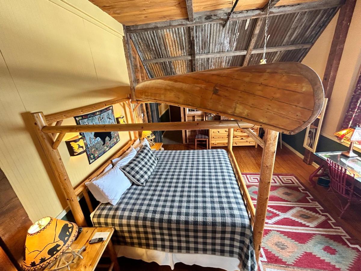 פלימות' The Common Man Inn, Spa & Lodge מראה חיצוני תמונה