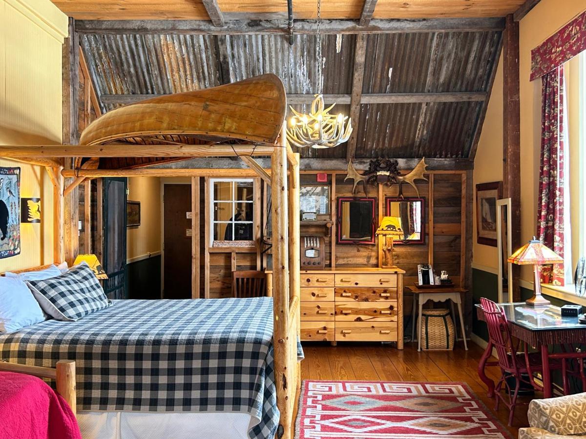 פלימות' The Common Man Inn, Spa & Lodge מראה חיצוני תמונה